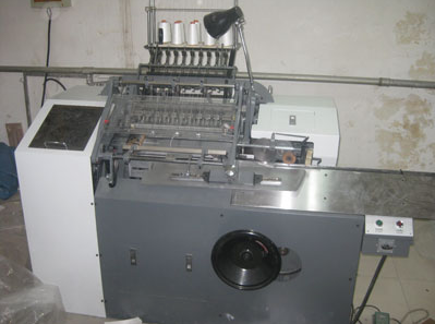 亚星装订锁线机印刷设备展示